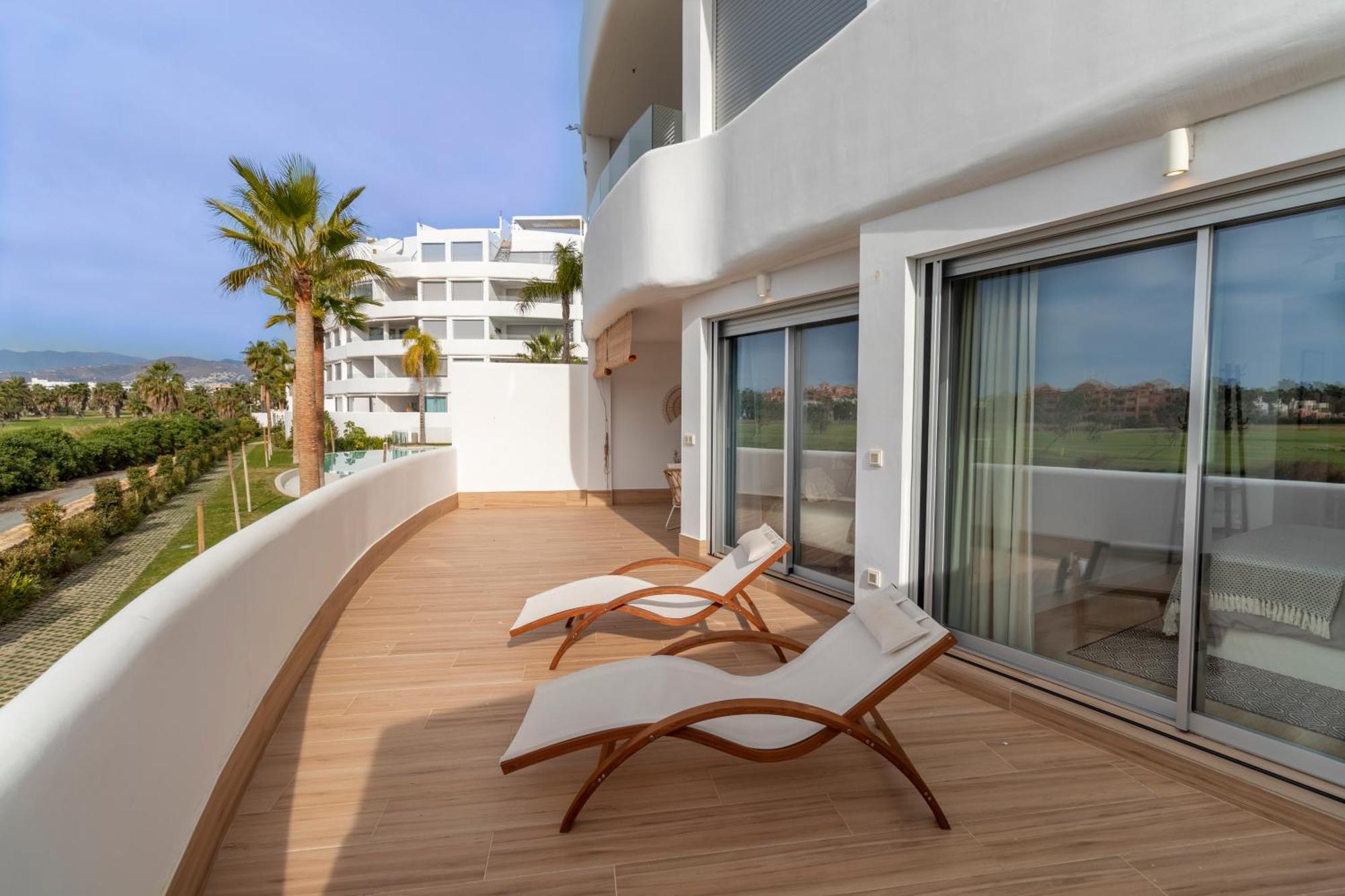 Rentitspain Apartamento Serena Terraza Con Vista A Golf Motril Eksteriør billede