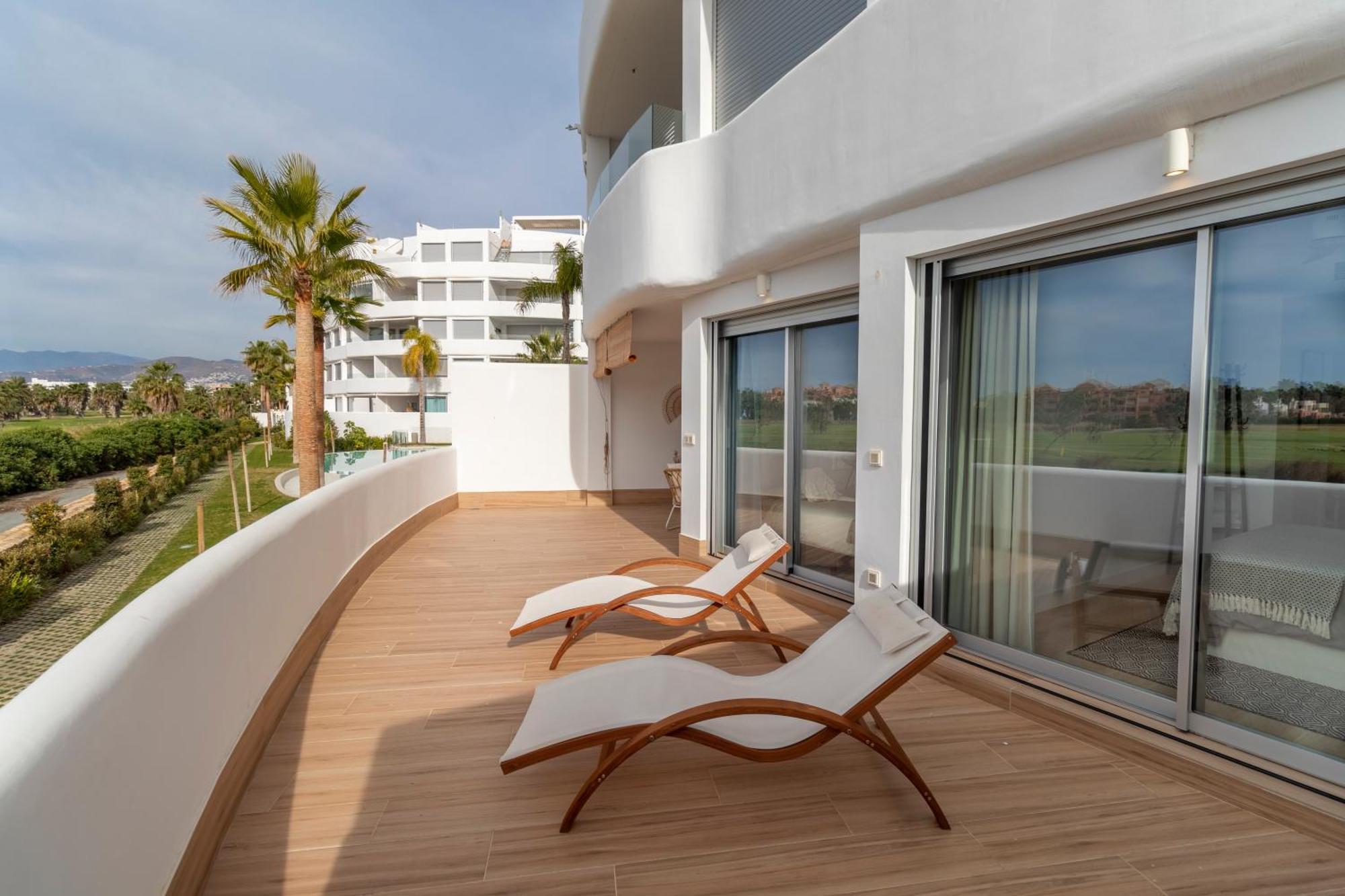Rentitspain Apartamento Serena Terraza Con Vista A Golf Motril Eksteriør billede