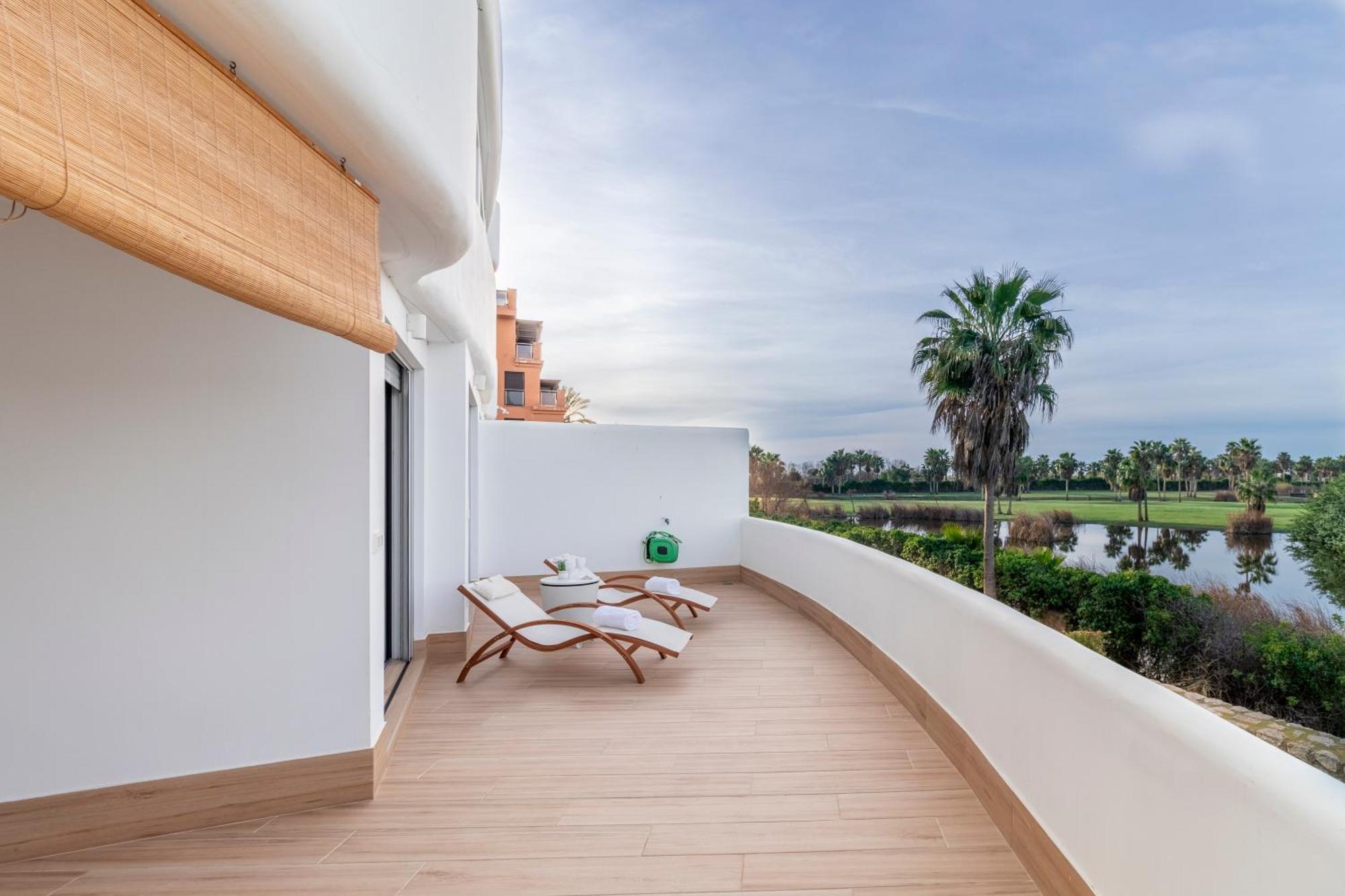 Rentitspain Apartamento Serena Terraza Con Vista A Golf Motril Eksteriør billede