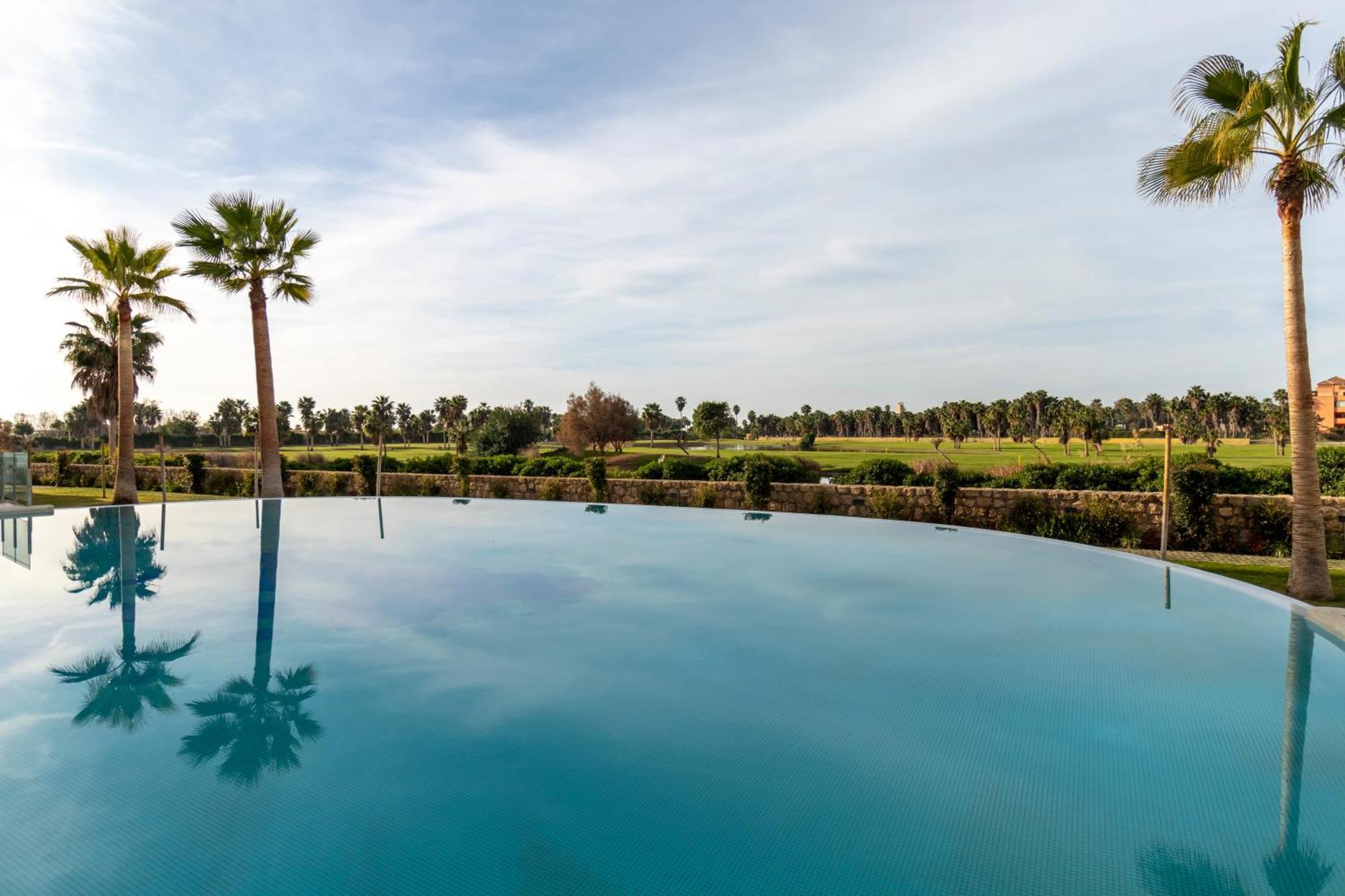 Rentitspain Apartamento Serena Terraza Con Vista A Golf Motril Eksteriør billede